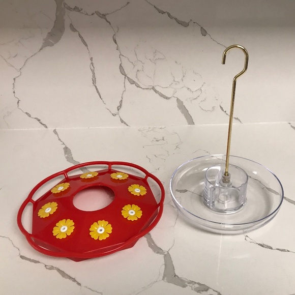 Humming Bird feeder Complete with Hanging Hook NIB - Picture 3 of 4